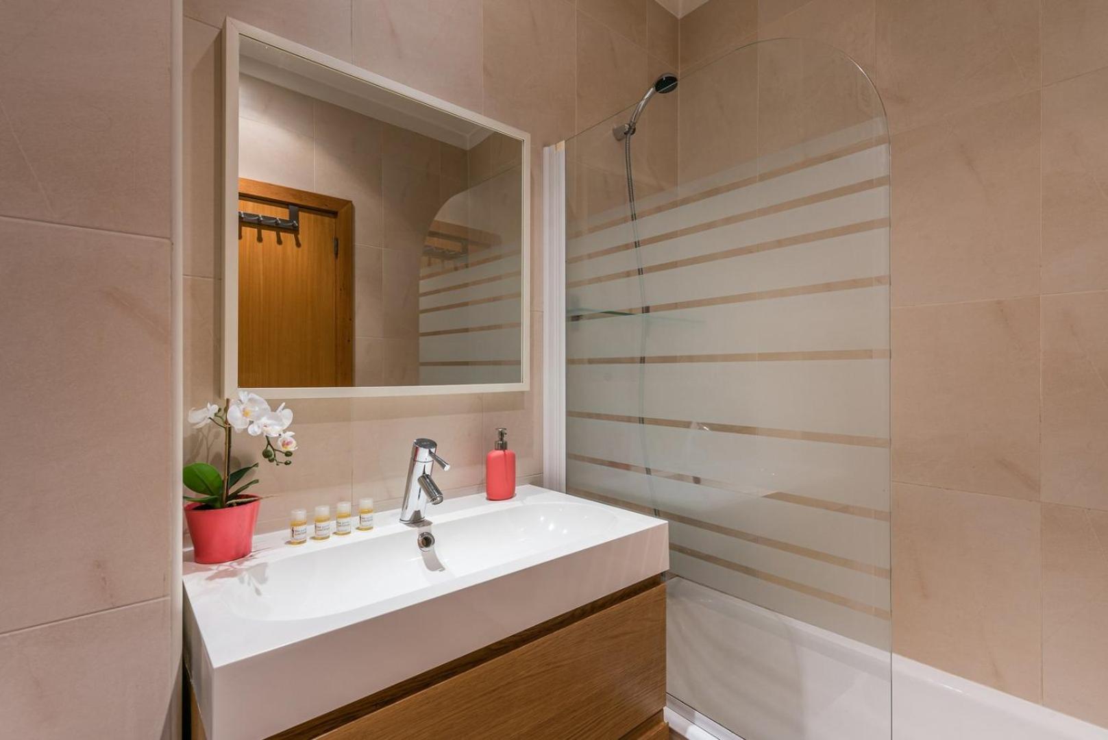 Guestready - City Blossom Порту Экстерьер фото